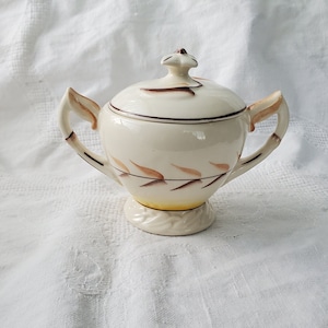 VINTAGE Vernon Kilns "Arcadia" Covered Sugar Bowl, Perfect!