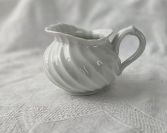 VINTAGE Haviland Limoges "Torse White" Creamer