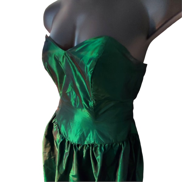 Emerald Green Vintage Sweetheart Bustier Formal Dress Gown