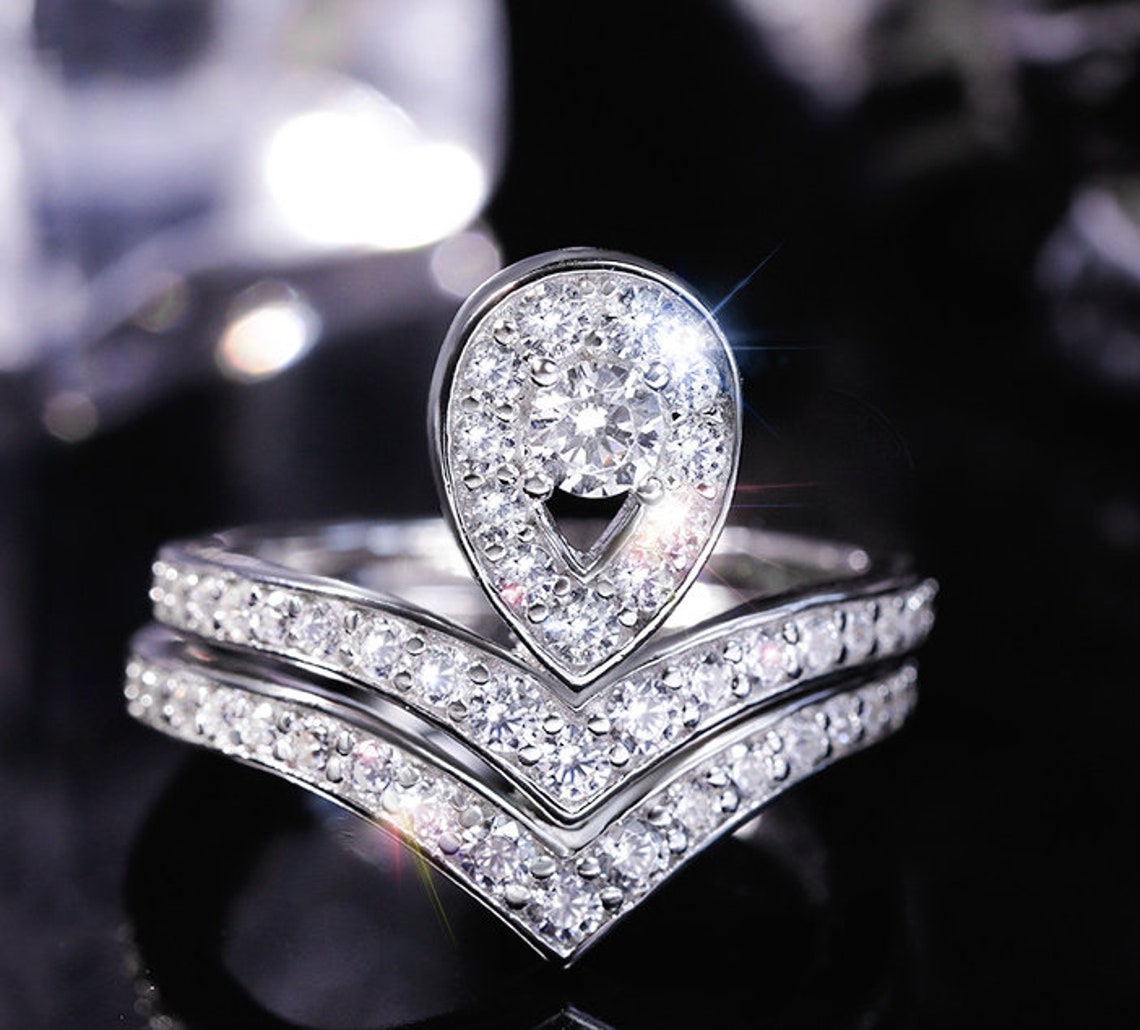 Stunning High Quality Imitation Diamond Ring 18K White Gold Etsy