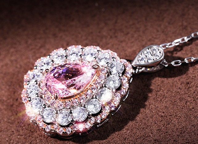 Stunning High Quality Imitation Pink Diamond Pendant Necklace