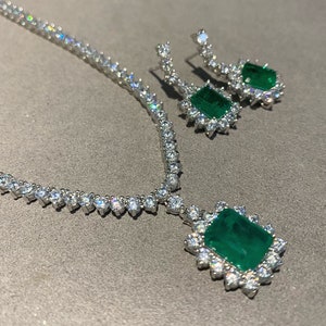 Jewelry Set, Stunning High Quality Imitation Emerald Necklace Pendant ...
