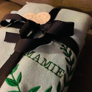 Personalized Custom Blanket | Embroidered Blanket | Laurel Wreath