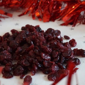 Cranberries for Bunnies | Treats for Rabbits, Guinea pigs, Hamsters and other Small Pets