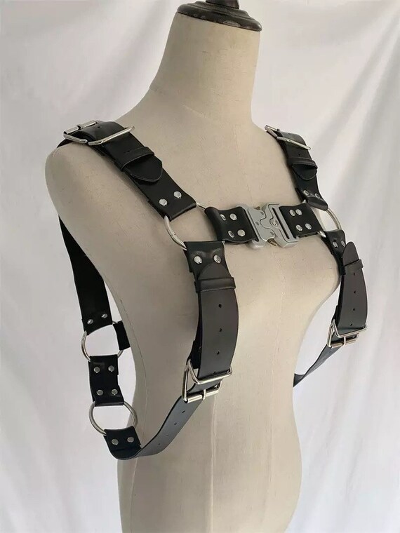 Techwear outlet chest harness