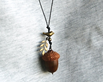 Real acorn necklace with tiny bird, acorn charm, enchanted forest necklace, Oak acorn pendant from Lithuania, celtic pagan necklace