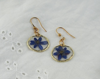 Handmade snowdrop earrings, pressed flower earrings, real flower earrings with bezel, terrarium earrings, dried flowers earrings