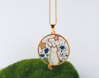Cat glass locket, cute terrarium necklace, enchanted forest necklace, pressed flower necklace, real plant jewelry, best friend locket