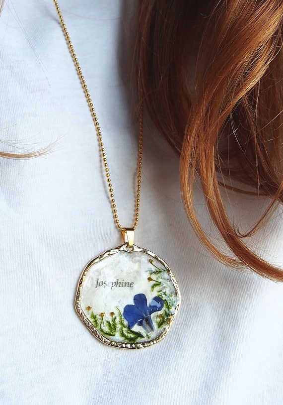 Resin name necklace discount