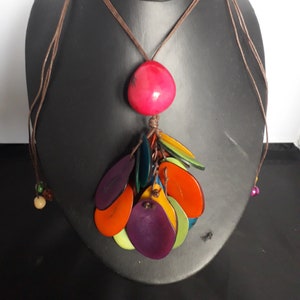 Hand made peruvian adjustable length Multi-coloured Tagua nut pendant 26&quot; necklace adjustable