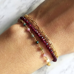 Old Soul / Garnet bracelet / January birthstone / Delicate maroon gemstone Bracelet