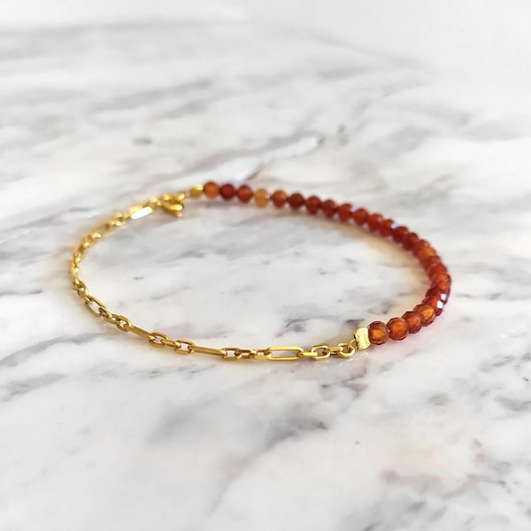Ambrosia / Delicate Carnelian bracelet / 14K gold vermeil / Gold Gemstone Bracelet / Dainty Tiny Bracelet