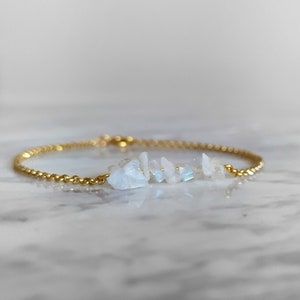 Lunar / Dainty raw moonstone bar bracelet / June Birthstone / Gold beaded bracelet / delicate raw gemstone bracelet