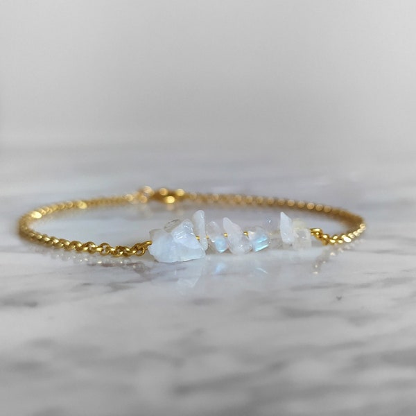 Lunar / Dainty raw moonstone bar bracelet / June Birthstone / Gold beaded bracelet / delicate raw gemstone bracelet