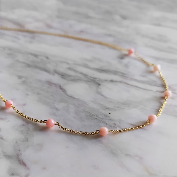 Isla / Roze koraal ketting / goud delicate ketting / Sierlijke ketting choker / Koraal sieraden