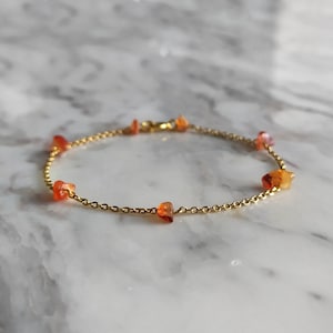 Marigold / Raw Carnelian bracelet / Gemstone jewelry / delicate orange gemstone chain / Gold raw gemstone bracelet / Dainty tiny bracelet