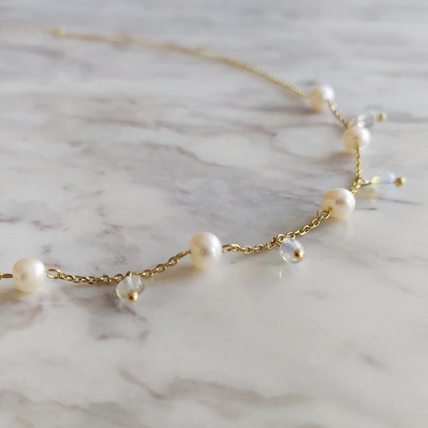 Night Magic / Pearl & Moonstone drop collier / Collier de mariage nuptial / Collier de perles en ivoire d’or