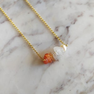 Venus / Raw rose quartz, carnelian & pearl necklace / Raw Gemstone delicate necklace image 5