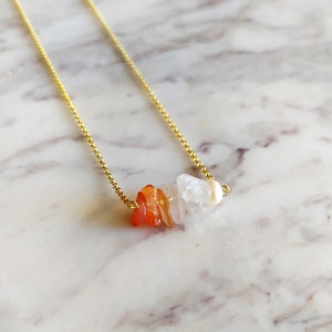 Venus / Raw rose quartz, carnelian & pearl necklace / Raw Gemstone delicate necklace image 4