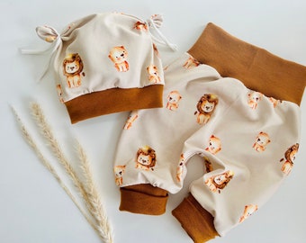 Baby Erstlings Set Löwe & Tiger beige Geschenk Geburt Pumphose Mütze Hose Mitwachshose Neugeborenen neutral Taufe Geschenkset