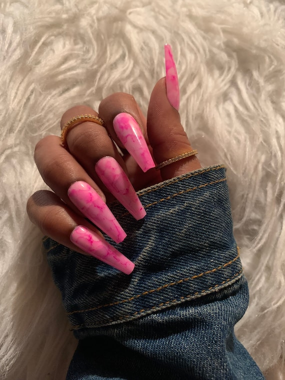 The NailzStation Glossy Light Pink Marble Print Fake Nails/In Coffin (Pack  of 12) - Price in India, Buy The NailzStation Glossy Light Pink Marble  Print Fake Nails/In Coffin (Pack of 12) Online