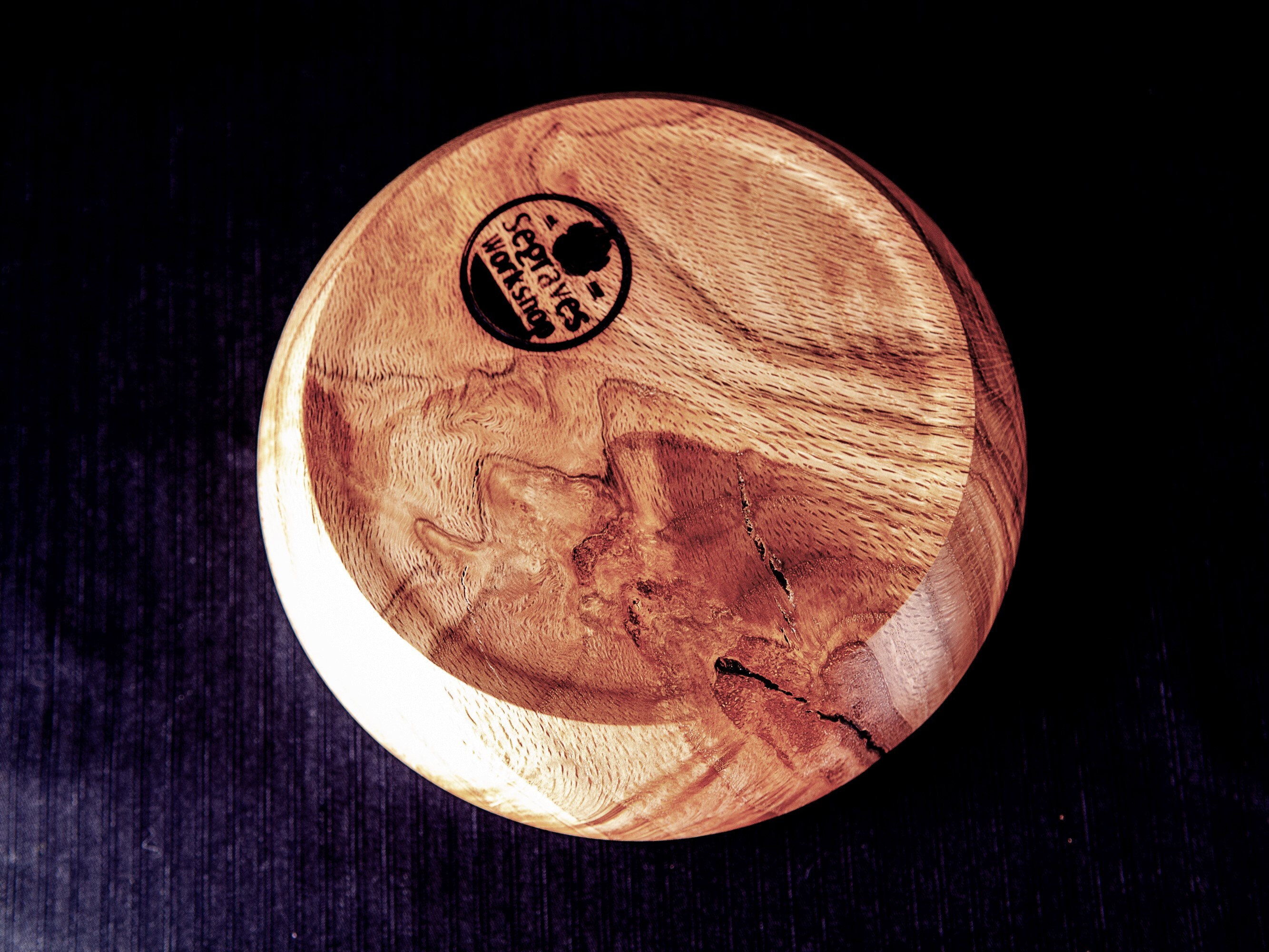 Figurierte Schale aus Roter Eiche | Etsy