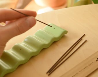 Olive green wavy Incense Holder | Minimalist Side Table Decor |  Mid-Century Modern & Japandi Style | Housewarming Gift | Incense Burner
