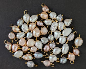 Natural Cultured Freshwater Pearl Pendants, Silver and Gold tone Finding, Jewelry Finding