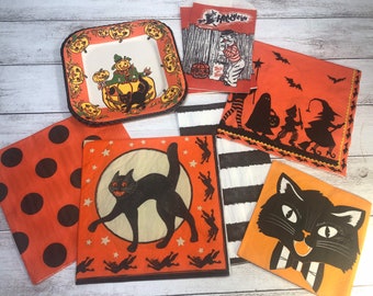 REAL VINTAGE Halloween Ephemera Bundle with Vintage Style Halloween Napkins and Real Vintage Bags and Plates for Decoupage and Crafts (171)