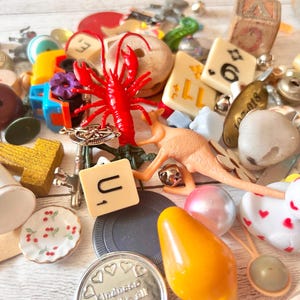 Mystery Vintage Trinket Scoop: Assemblage Art Goodies
