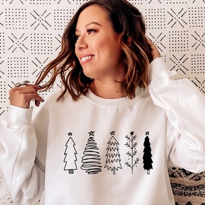 Womens Christmas Sweatshirt, Christmas Crewneck, Christmas Tree Sweatshirt, Holiday Sweaters for Women, Winter Sweatshirt,PR479