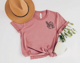 Mushroom T-shirt, Mushroom Sweatshirt, Botanical Shirt, hippie shirt, plant shirt, nature shirt, vintage plant shirt, botanical tee