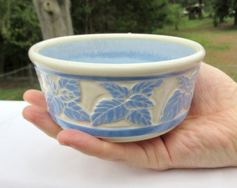 Handmade Dog Food Bowl. Sgraffito Technique. Wheel-thrown Porcelain Clay Bowl. 8 oz. Dessert Bowl. One Cup Prep Bowl.