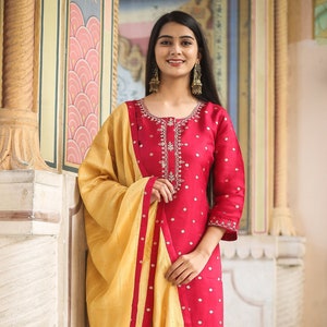 Bloemen geborduurde zijden Kurta Pant Dupatta set Gouden Zari Polka Dot Designer Etnische Slijtage Bollywood stijl | Gratis DHL Express
