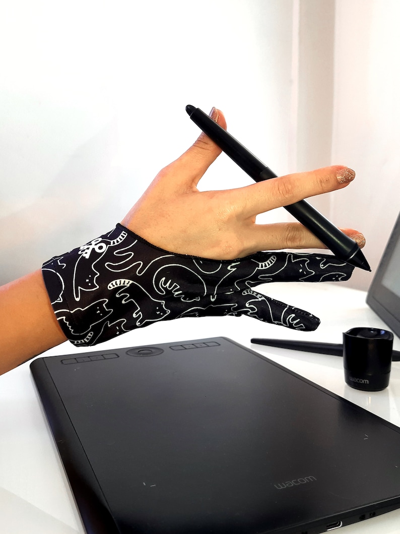 11 pcs Doodle Cats Custom Design Digital Artist Glove for Drawing Graphic Tablets l Drawing Glove l Artist Birthday Gift image 4