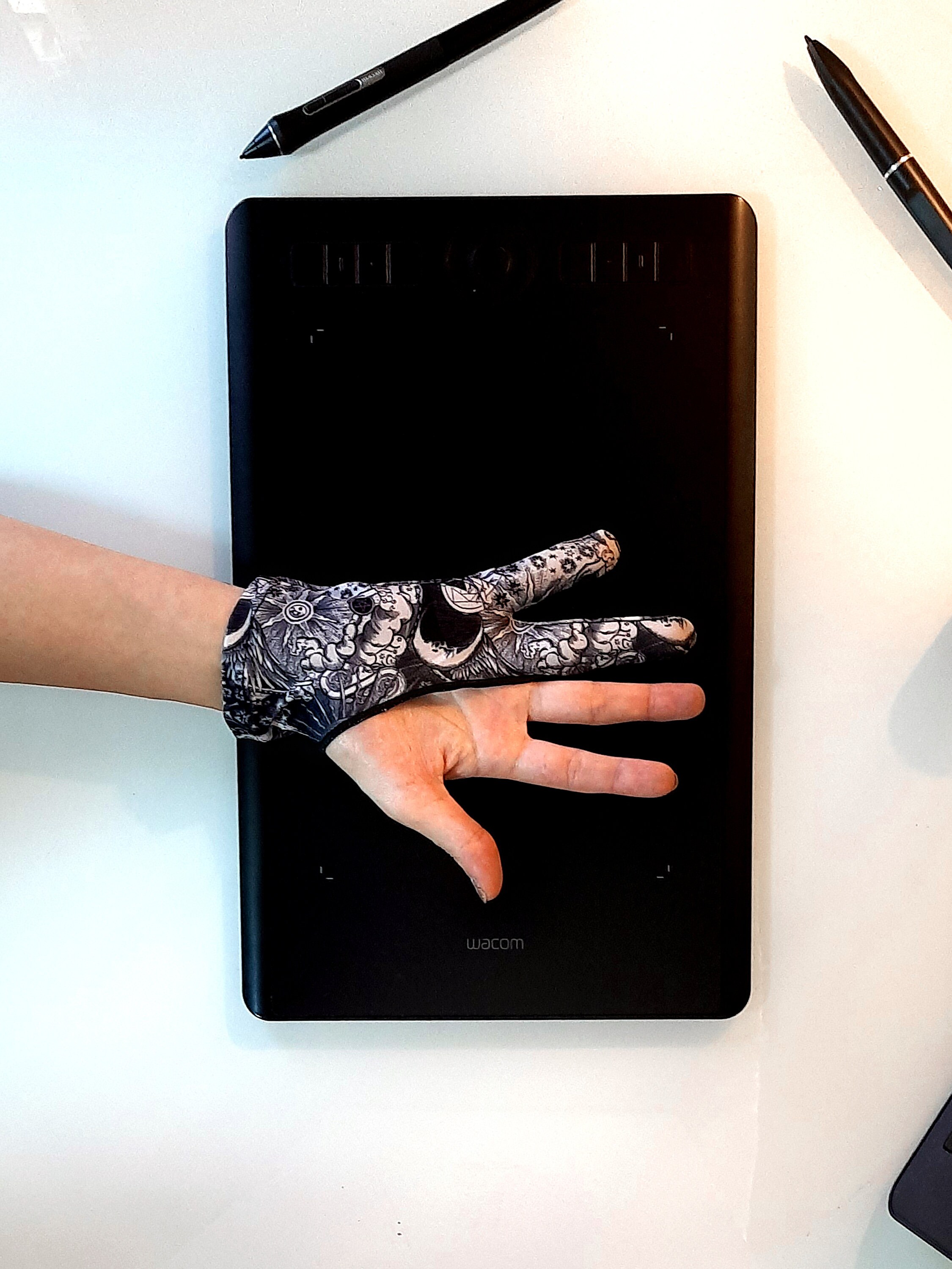 Custom Design Print Digital Artist Glove L Personalized Tablet