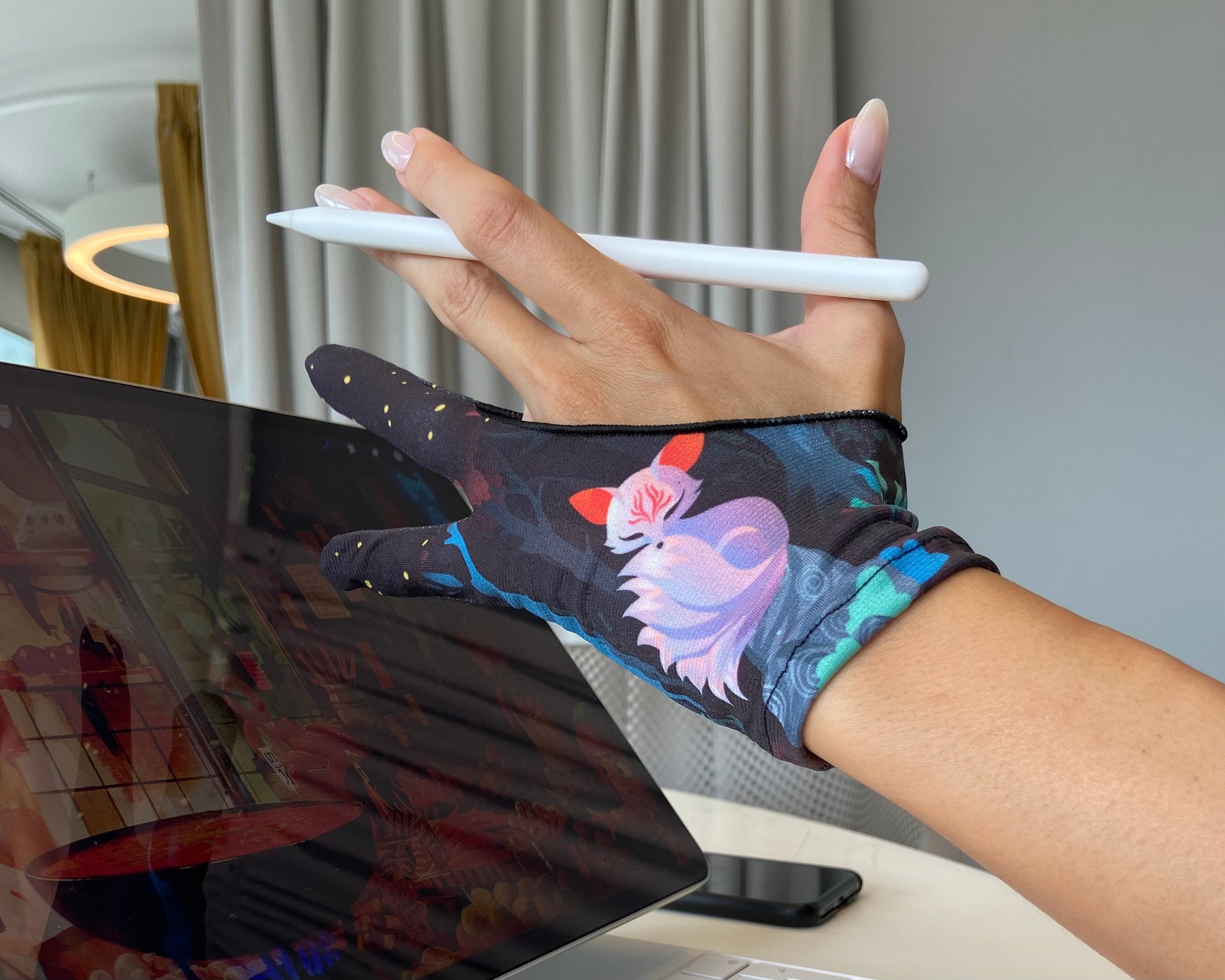 DIY Art Gloves for Drawing on Digital Tablet 