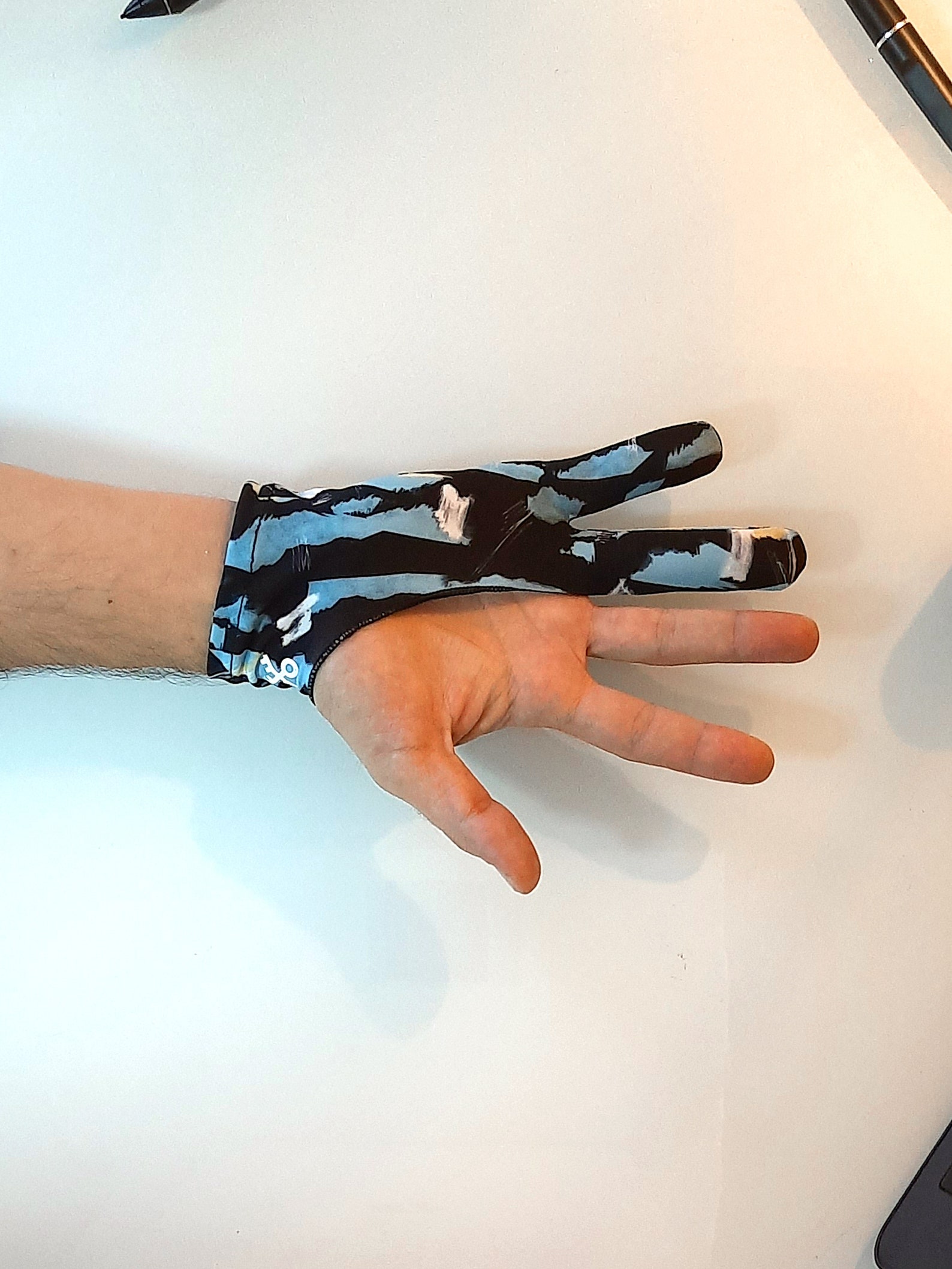 Digital Artist Glove l Artist Gift Tablet Glove l Drawing Etsy