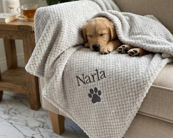 Personalised Dog Blanket | Puppy Blanket | Paw Print Pet Blanket With Name | New Puppy Dog Gift | Soft Blanket For Pets Birthday Present.