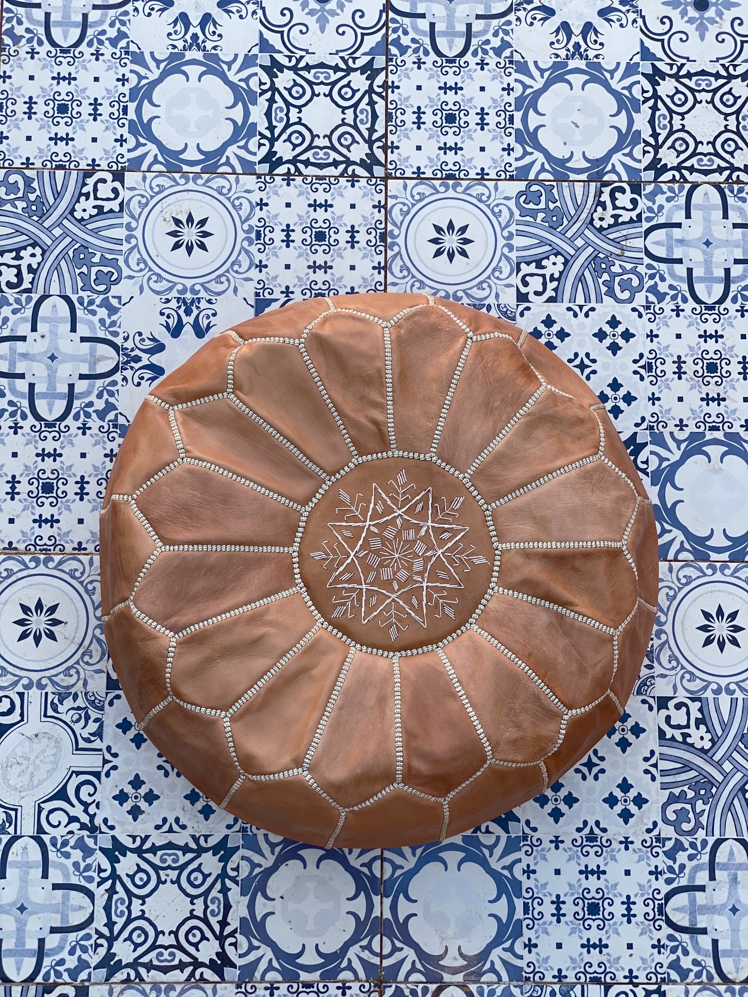 Pouf en Cuir Marocain