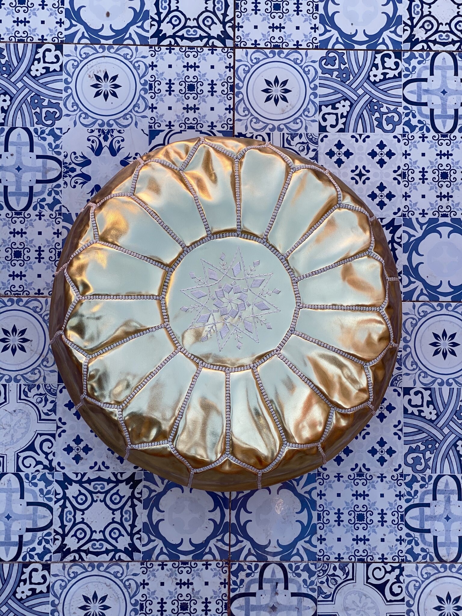 Pouf en Cuir Marocain