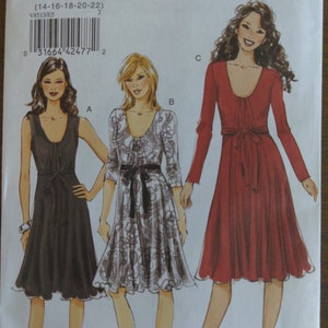 Vogue Misses&#39; Dress Sewing Pattern V8513