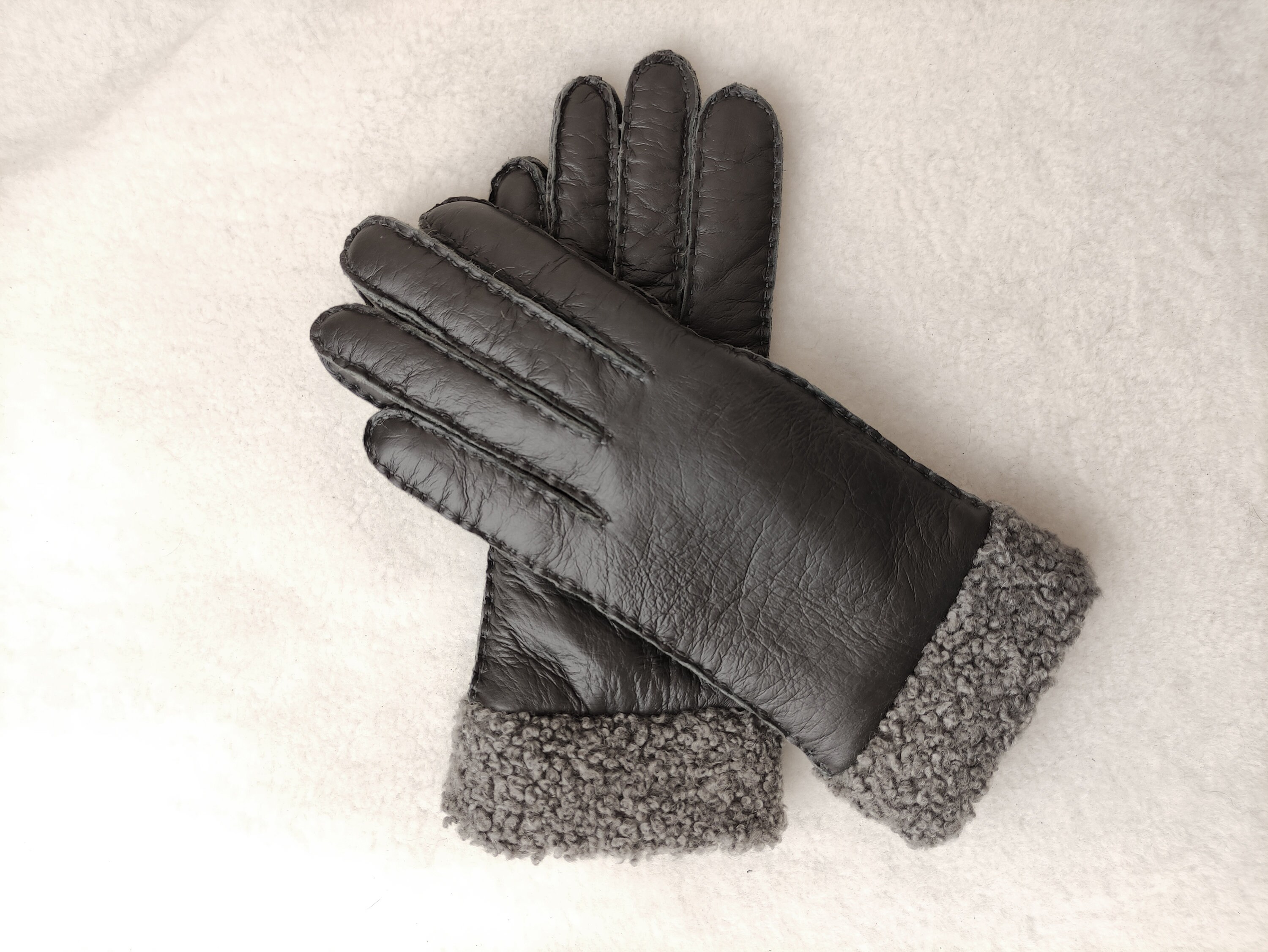 womens black sheepskin gloves