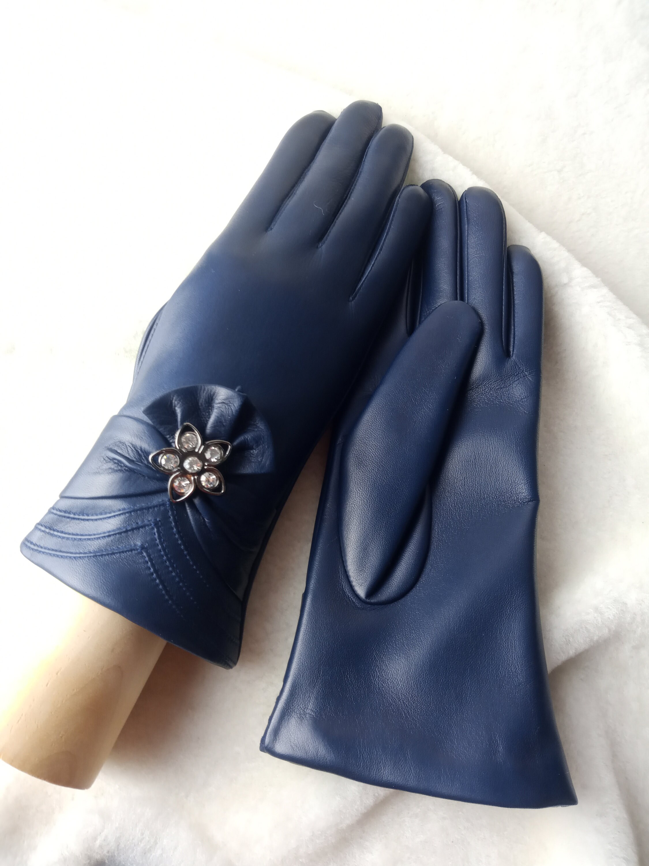 Cashmere / silk lined leather gloves Handmade Ladies Gloves Etsy