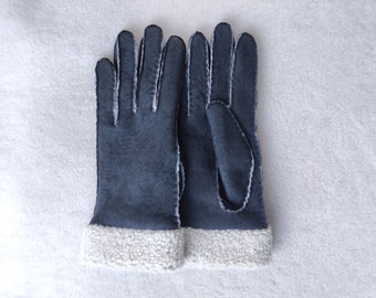 Hand-Sewing Shearling Warm Winter Sheepskin Gloves Ladies Gloves gift Warm winter gloves Black color
