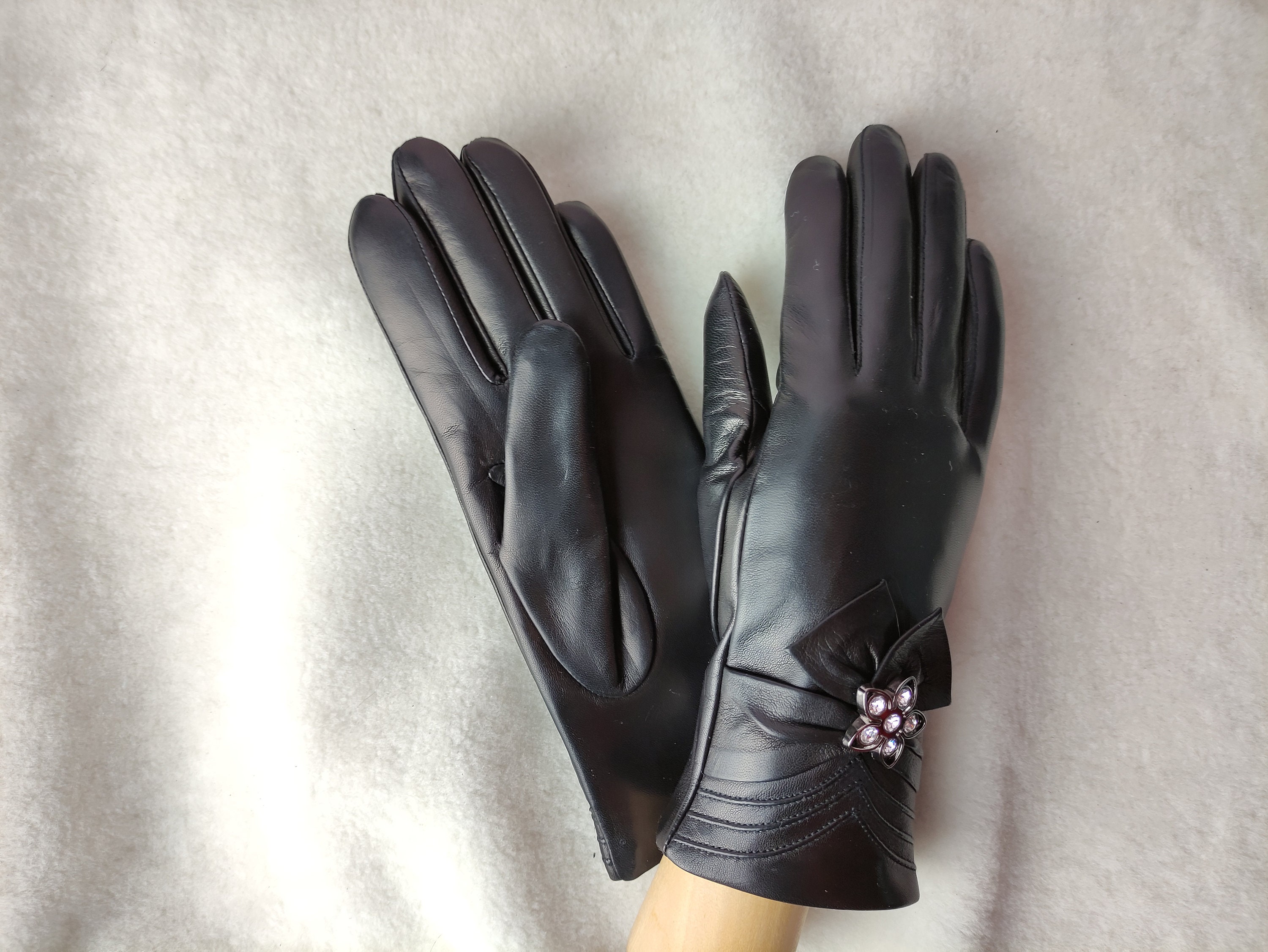 Cashmere / silk lined leather gloves Handmade Ladies Gloves Etsy