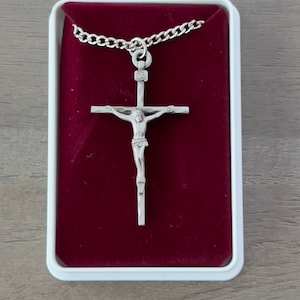 Pewter Crucifix With 24 Inch Chain-Vintage Crucifix Necklace- Vintage Crucifix
