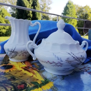 Elegante set di porcellana di pentola per latte e pentola di zucchero contrassegnata con CAPEANS Spagna.