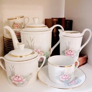 Charming Vintage Coffee/Tea Set Complete by Limoges France, Quality Marked. Floral Pink Motif. 3-Pieces Teapot Set, 12 Cups, 12 Cup Plates