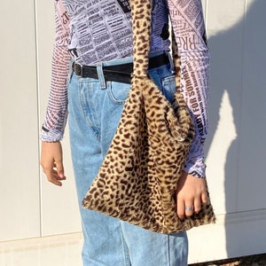Large Fluffy Cheetah Print Bag - Cheetah Animal Print Fuzzy Purse - y2k Tote bag - Animal Print purse